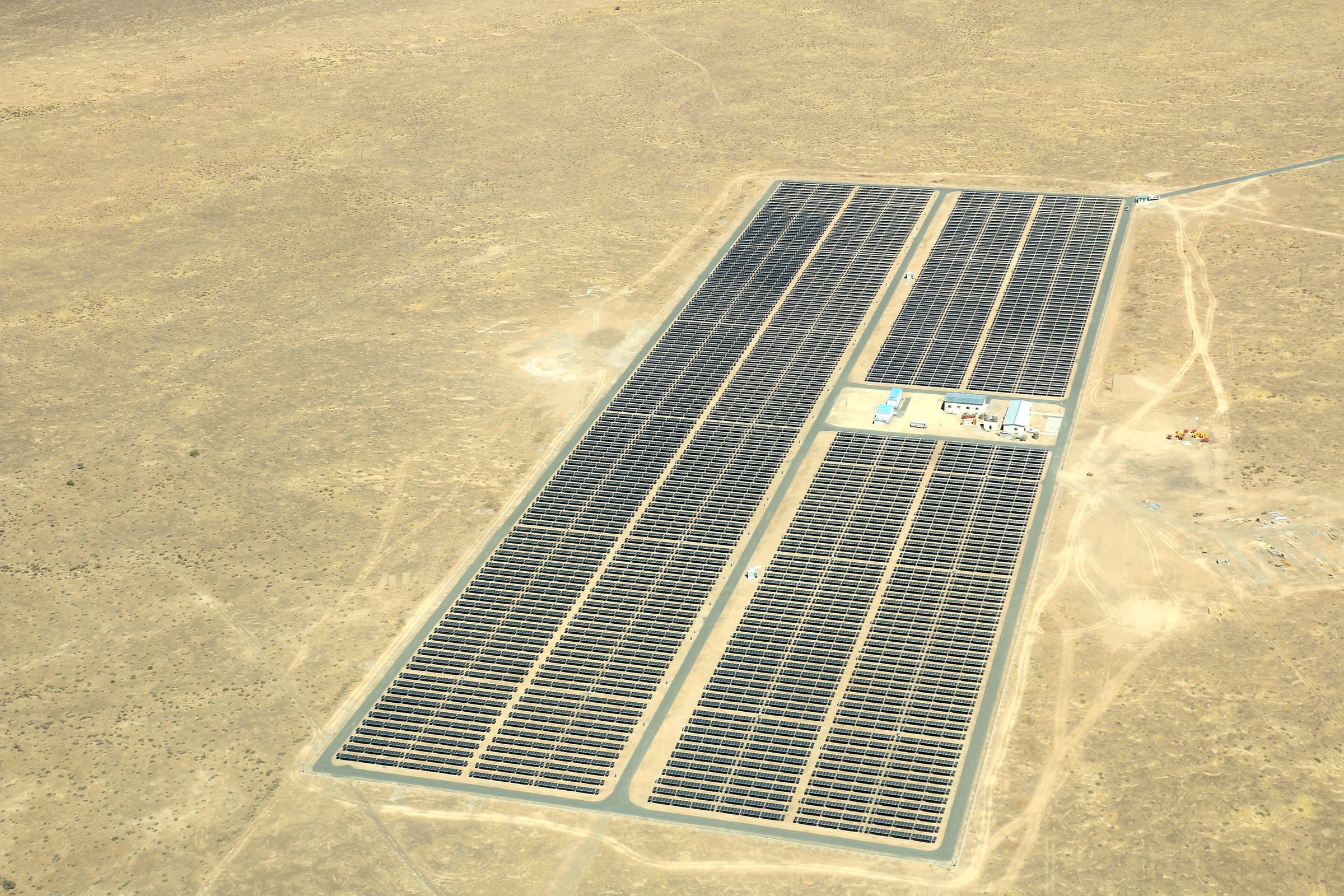 Usina solar em região de alta irradiação
